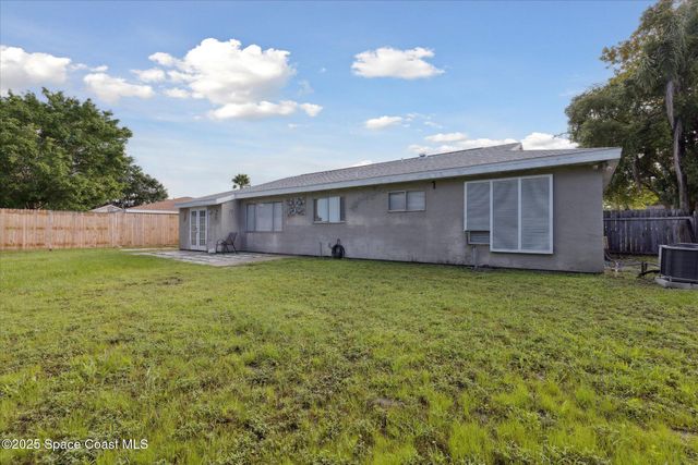 1390 Mariposa Drive NE, Palm Bay, FL 32905