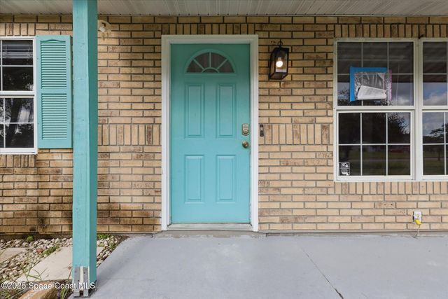 1390 Mariposa Drive NE, Palm Bay, FL 32905