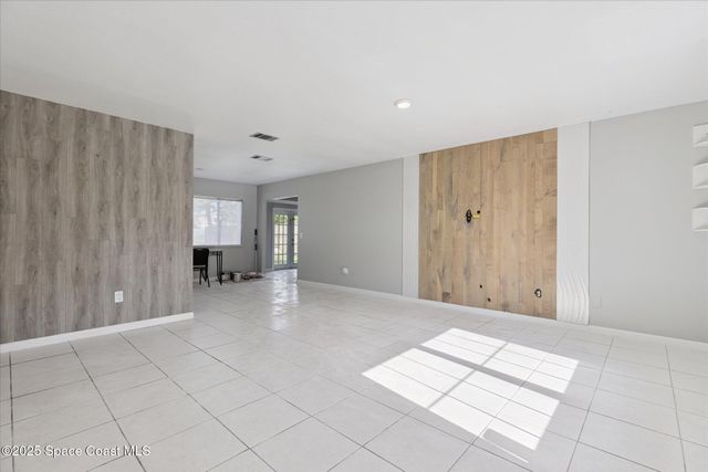 1390 Mariposa Drive NE, Palm Bay, FL 32905