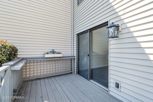 53 Heritage Lane, Fords, NJ 08863