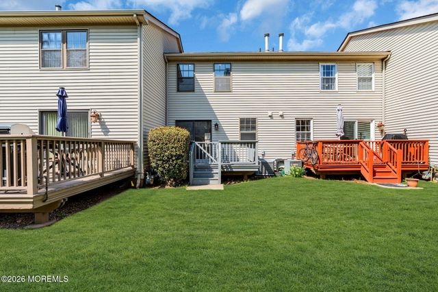 53 Heritage Lane, Fords, NJ 08863