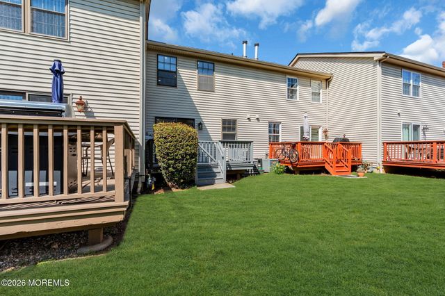 53 Heritage Lane, Fords, NJ 08863