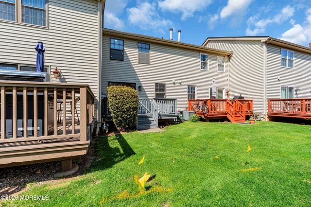 53 Heritage Lane, Fords, NJ 08863