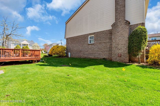 53 Heritage Lane, Fords, NJ 08863