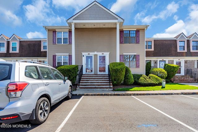 53 Heritage Lane, Fords, NJ 08863