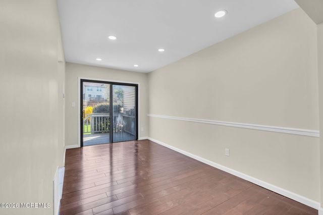 53 Heritage Lane, Fords, NJ 08863