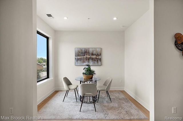 1760 E Auburn Road 3A, Rochester Hills, MI 48307