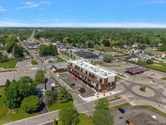 1760 E Auburn Road 3A, Rochester Hills, MI 48307