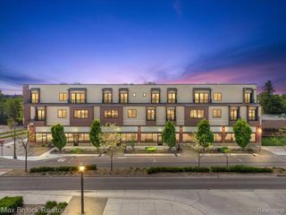 1760 E Auburn Road 3A, Rochester Hills, MI 48307