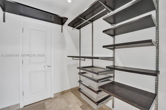 7401 SW 82nd St 302S, Miami, FL 33143