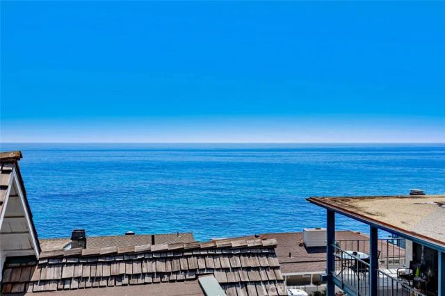 156 Pearl Street, Laguna Beach, CA 92651