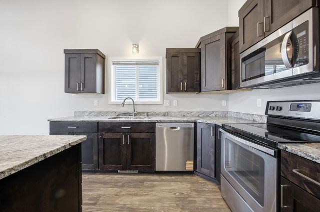 4134 14th Avenue S, Moorhead, MN 56560