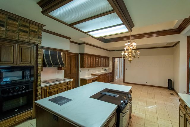 4 QUADRILLE, Amarillo, TX 79106