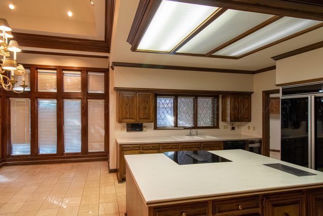 4 QUADRILLE, Amarillo, TX 79106