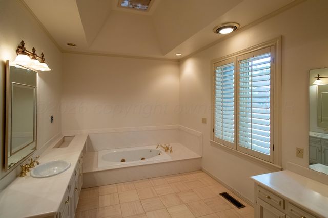 4 QUADRILLE, Amarillo, TX 79106