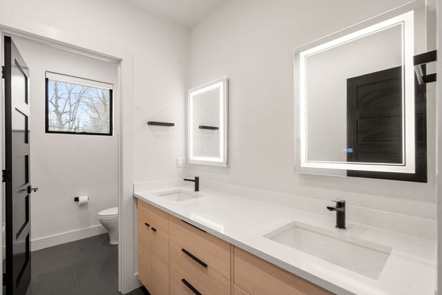 1242-1244 Beacon St 1242, Newton, MA 02468