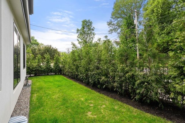 1242-1244 Beacon St 1242, Newton, MA 02468