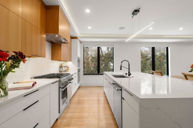 1242-1244 Beacon St 1242, Newton, MA 02468