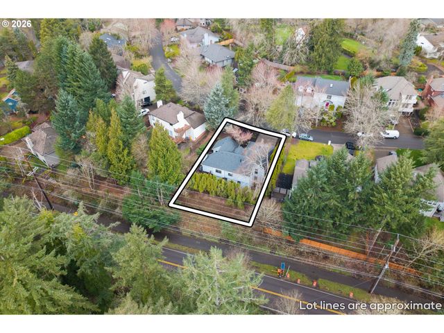 464 LIVINGOOD Ln, Lake Oswego, OR 97034