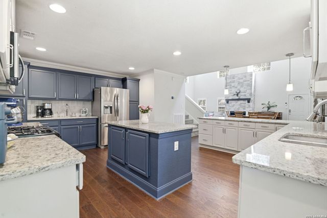 8806 SHOSHONI TRL, San Antonio, TX 78255