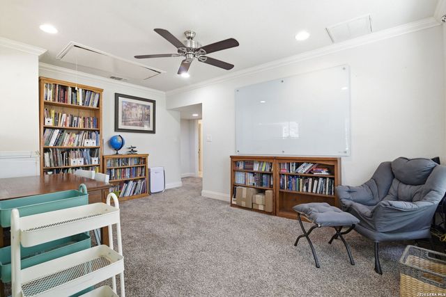 8806 SHOSHONI TRL, San Antonio, TX 78255