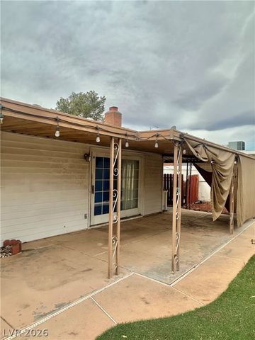 4060 East Harmon Avenue, Las Vegas, NV 89121