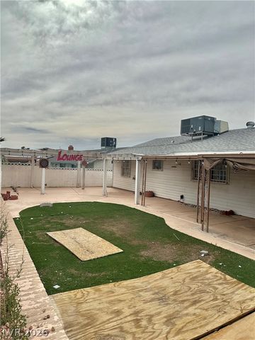 4060 East Harmon Avenue, Las Vegas, NV 89121