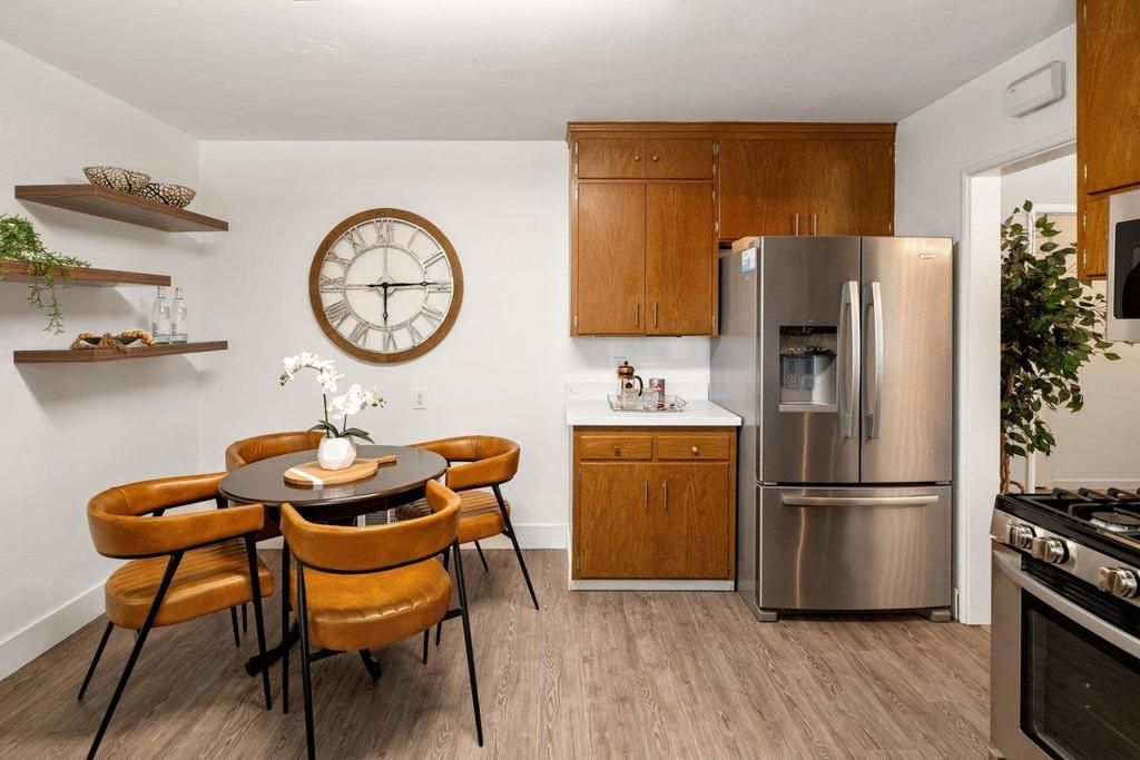 Image 13 of property listing at 729 S Pleasant Avenue, Lodi, CA 95240