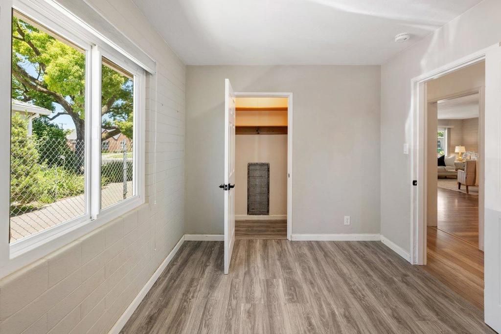 Image 26 of property listing at 729 S Pleasant Avenue, Lodi, CA 95240