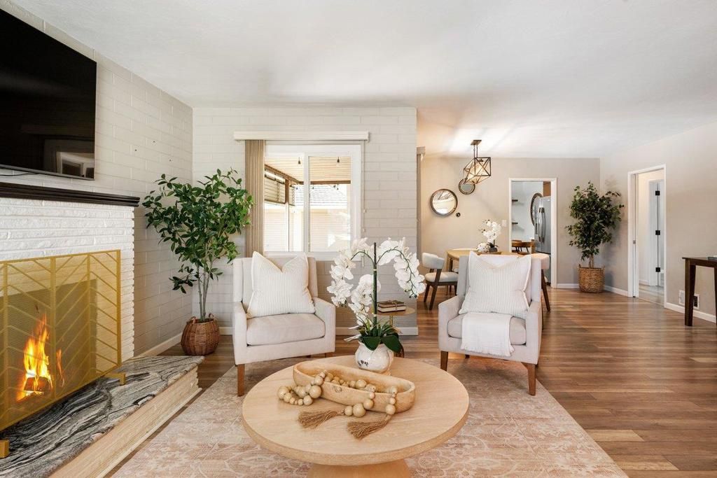 Image 8 of property listing at 729 S Pleasant Avenue, Lodi, CA 95240