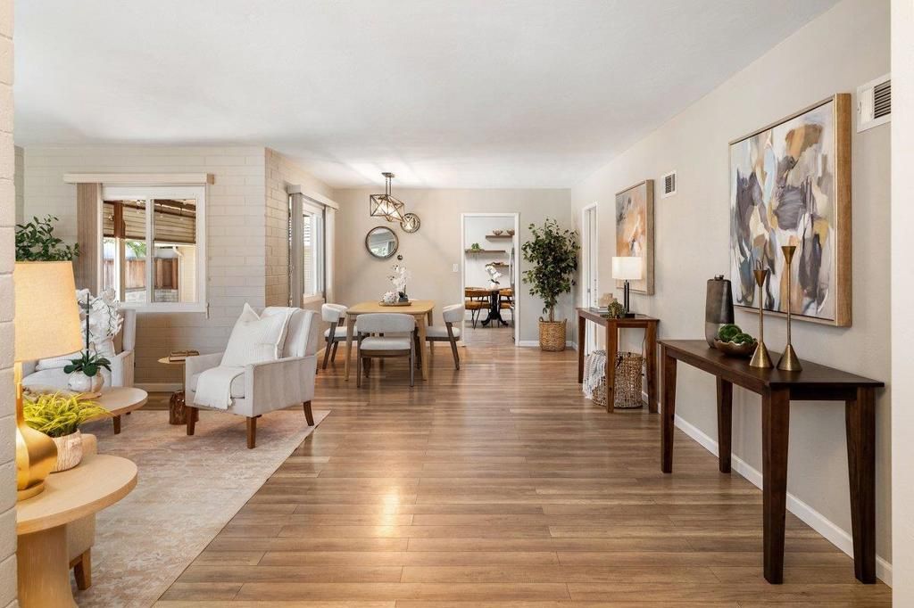 Image 9 of property listing at 729 S Pleasant Avenue, Lodi, CA 95240