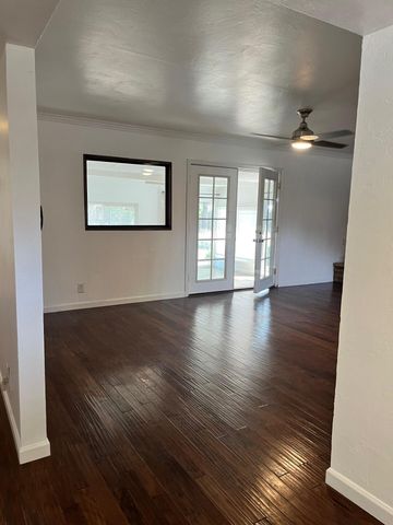 2528 S Watson Street, Visalia, CA 93277