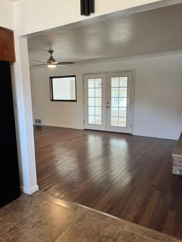 2528 S Watson Street, Visalia, CA 93277