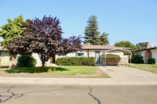 2528 S Watson Street, Visalia, CA 93277