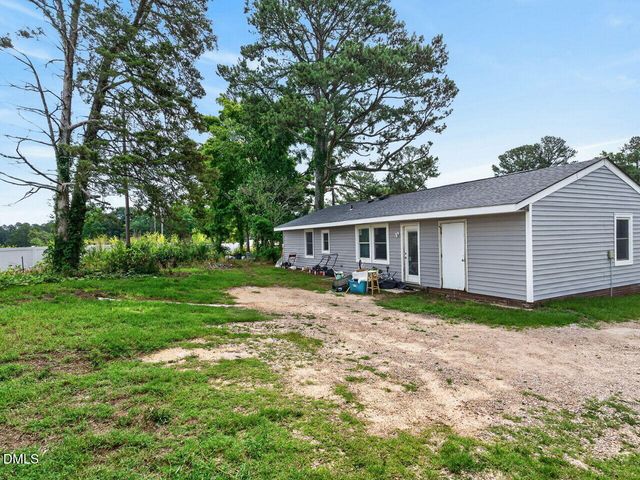 3328 Barwell Road, Raleigh, NC 27610