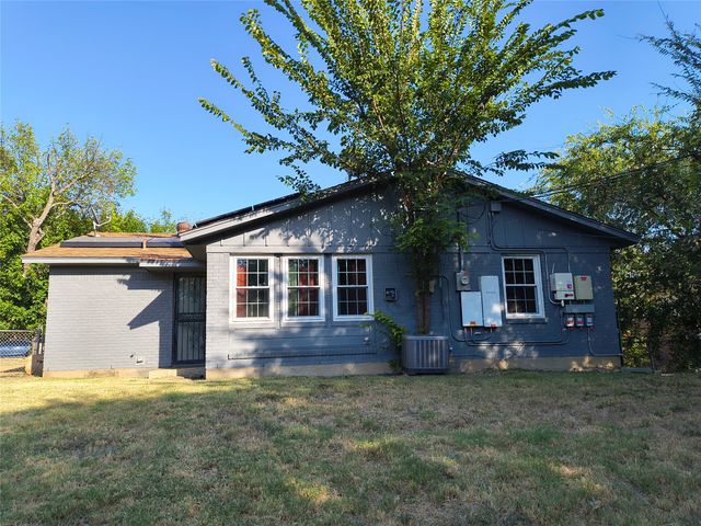 6303 Basswood Drive, Fort Worth, TX 76135