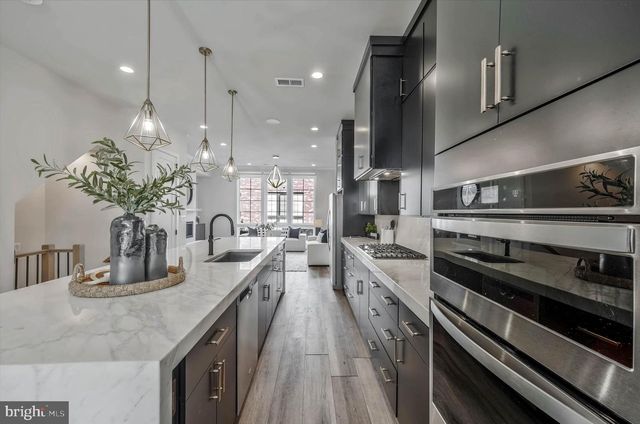 1962 ROLAND CLARKE PL, Reston, VA 20191