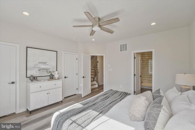 1962 ROLAND CLARKE PL, Reston, VA 20191