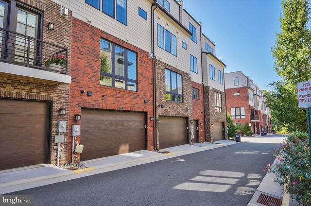 1962 ROLAND CLARKE PL, Reston, VA 20191