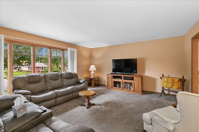 14045 Terry Drive, Orland Park, IL 60462