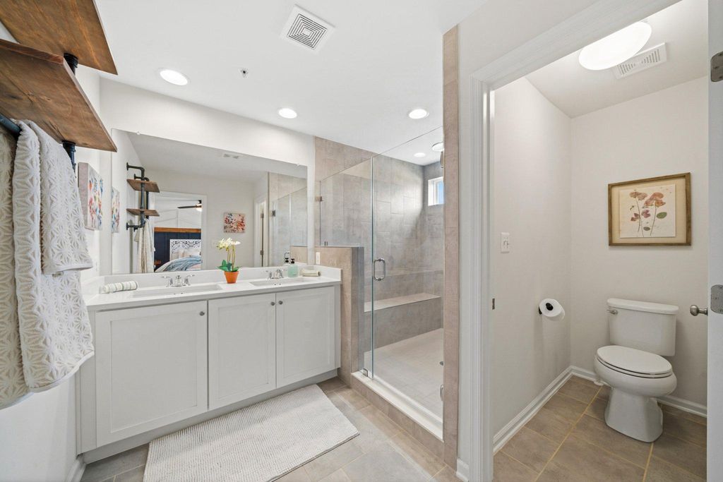 Image 21 of property listing at 9920 ARAPAHOE RD, New Market, MD 21774