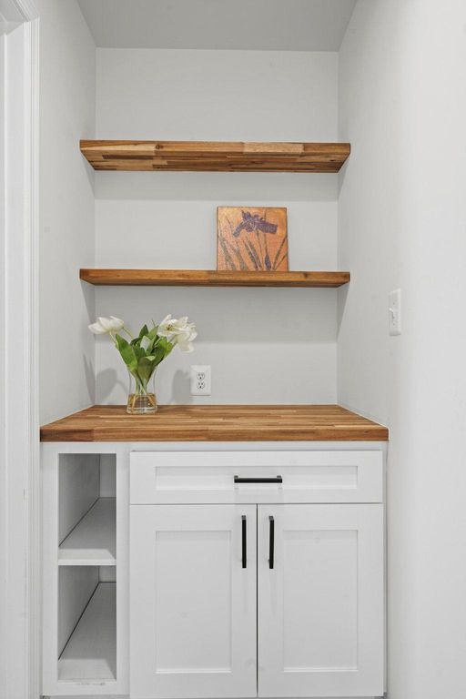 Image 29 of property listing at 9920 ARAPAHOE RD, New Market, MD 21774