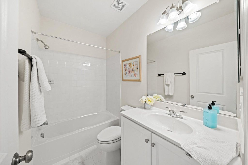 Image 38 of property listing at 9920 ARAPAHOE RD, New Market, MD 21774