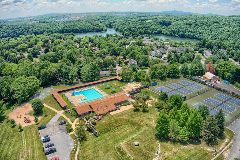 Image 58 of property listing at 9920 ARAPAHOE RD, New Market, MD 21774