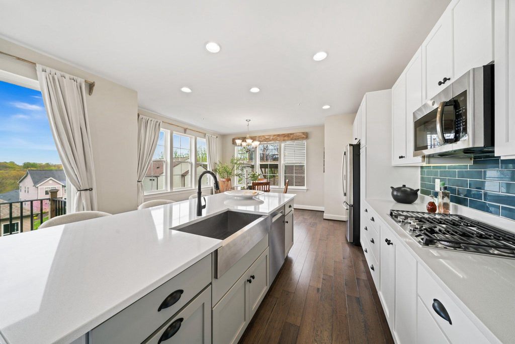 Image 10 of property listing at 9920 ARAPAHOE RD, New Market, MD 21774