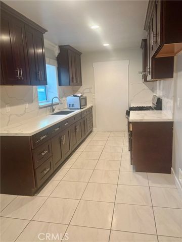 1503 N Chester, Compton, CA 90221