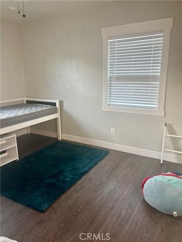 1503 N Chester, Compton, CA 90221