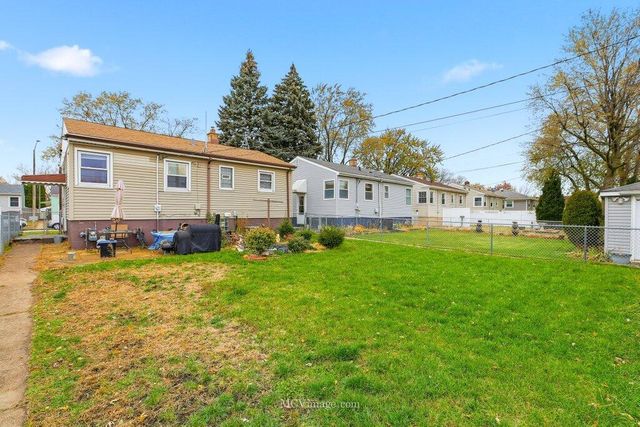 2717 Birch Avenue, Whiting, IN 46394