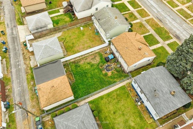 2717 Birch Avenue, Whiting, IN 46394