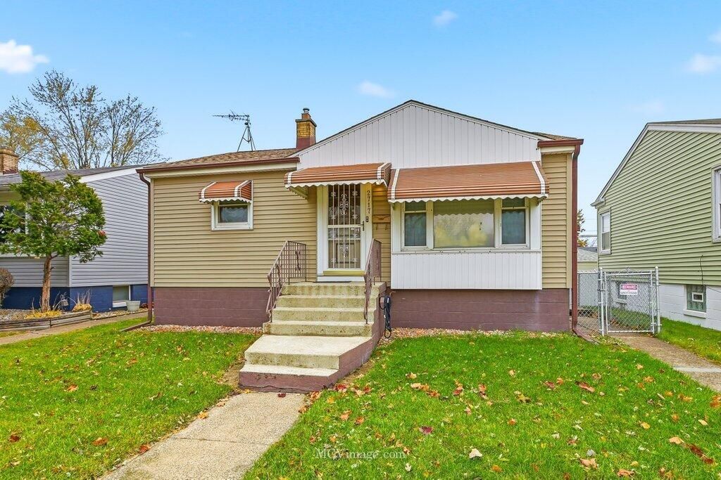 2717 Birch Avenue, Whiting, IN 46394